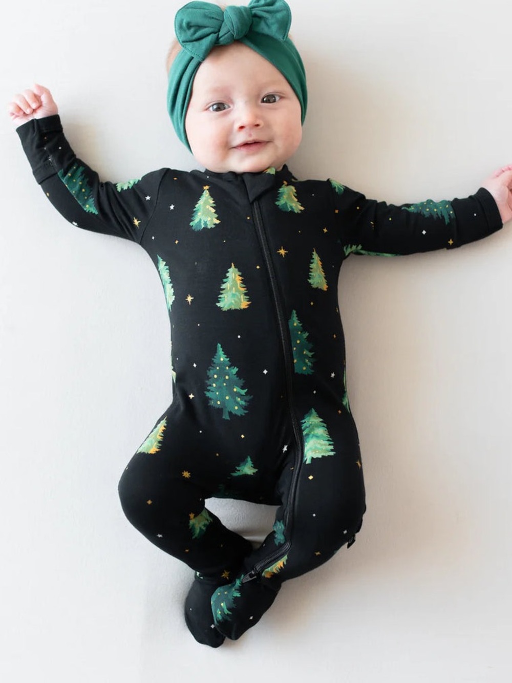 Kyte Baby Zippered Footie Twinkle Tree